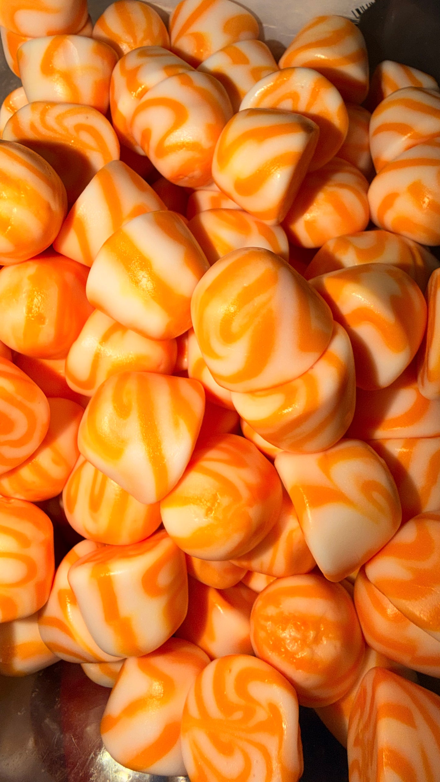 Bisous twist pêche 50g