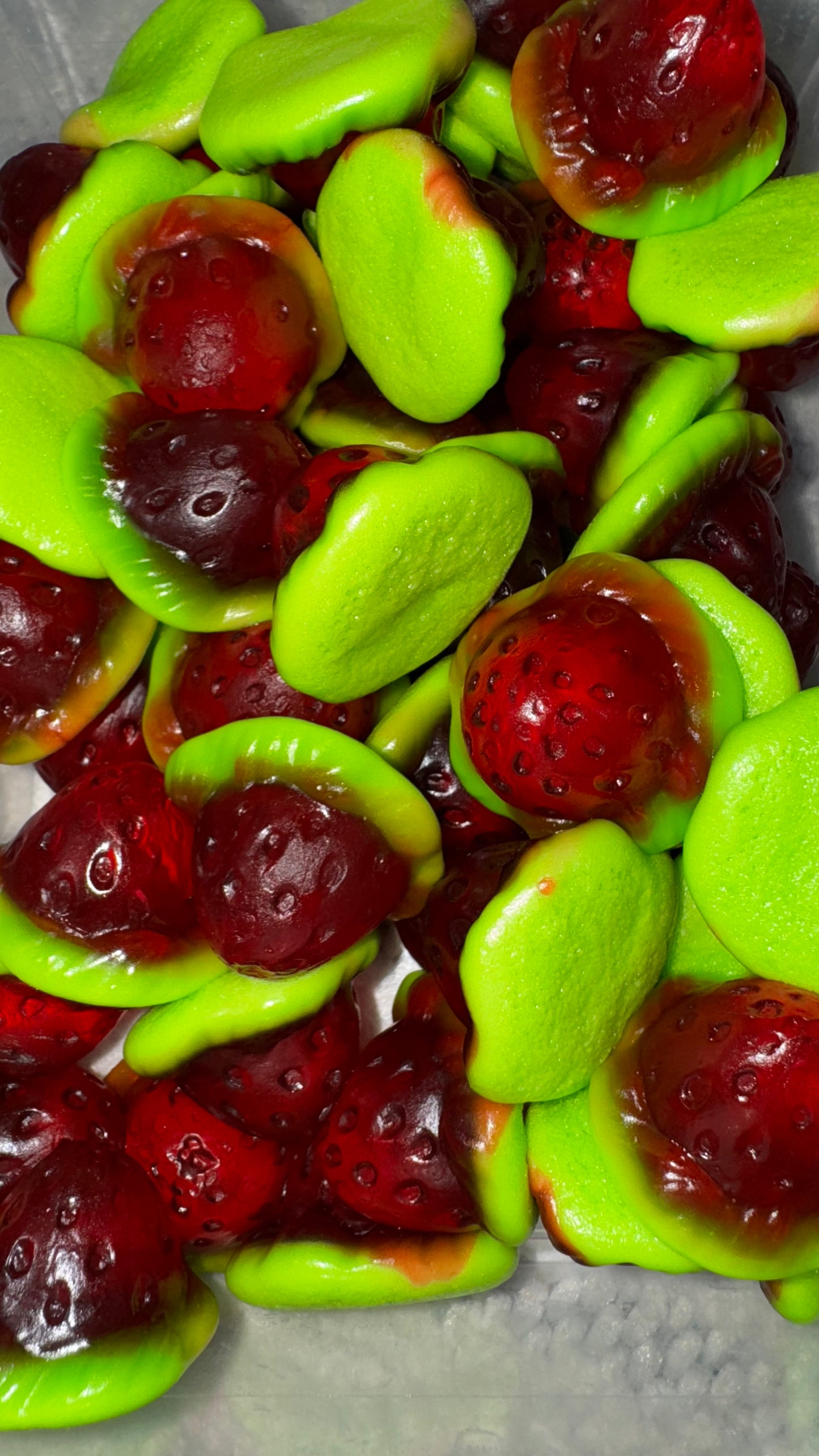 Fraises Fourées Lisses 100g